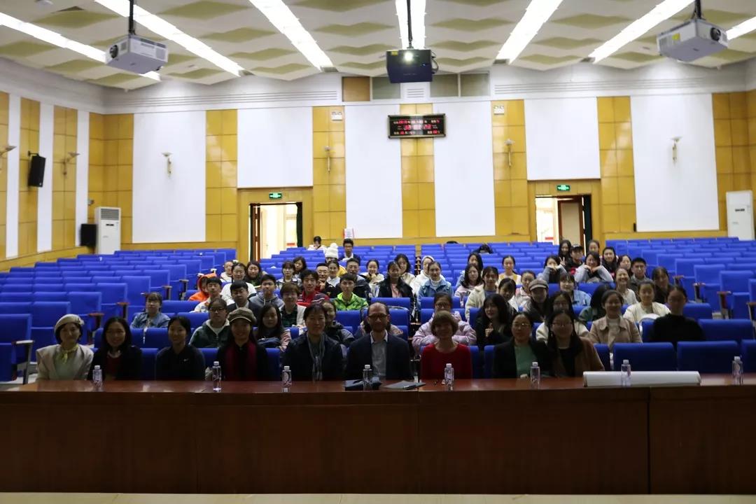 12c15d7b1a464b61b497047f835d5370.jpg 微信图片_20191125082922.jpg